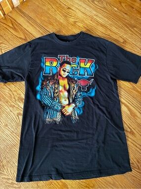 90s WWE Wrestling Black Graphic Short-Sleeve Men's T-Shirt - The Rock
